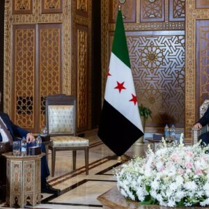 bakan fidan samda suriye cumhurbaskani sara ile bir araya geldi fkeHzmkq