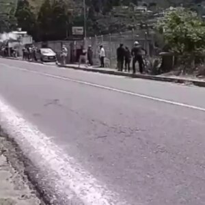 ekvador ralli kazasinda 2 olu 18 yarali 6IHeddjy