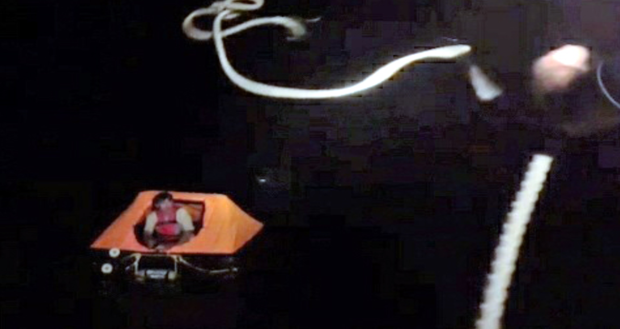 yunanistan insafsizlikta sinir tanimiyor can sali icine koydugu coocugu egede olume terk ettiler i8uVnF1g