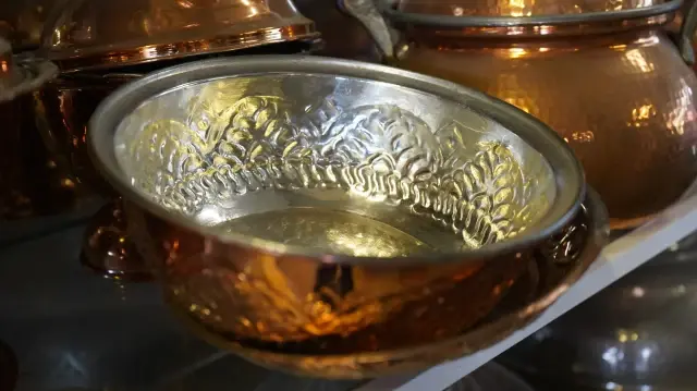 sofralardaki gizli tehlike yanlis kullanilan bakir kap zehirlenmelere yol acabilir 6pYbszUa