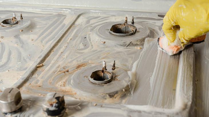 tek hamleyle ocaklariniz cam gibi parlasin parcalari kurumadan geri takin 4WdEPaAQ.jpg