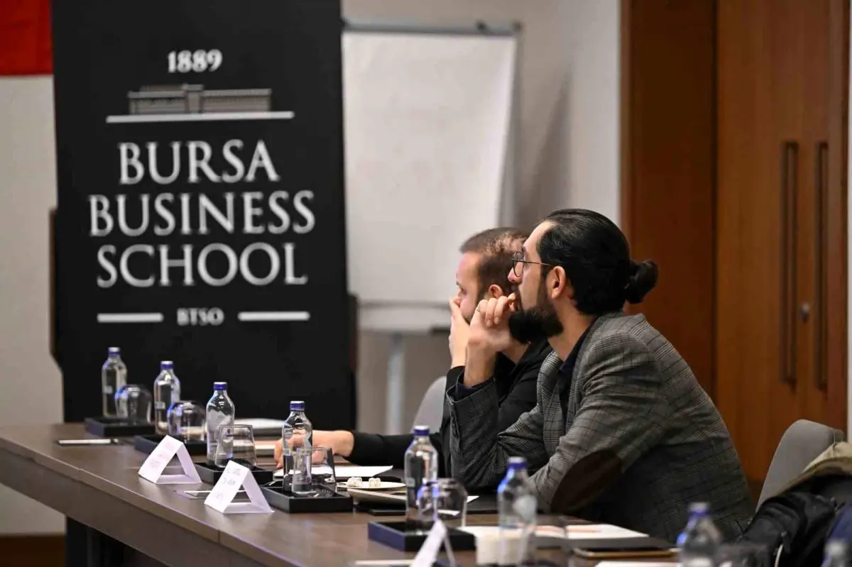 bursa business schoolda satis ve pazarlama egitimi XYNYqRNy.jpg