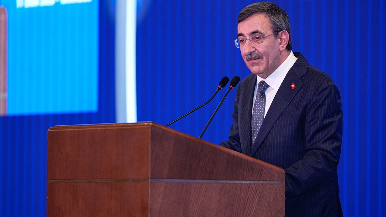 cumhurbaskani yardimcisi yilmaz yilliklandirilmis ihracat 270 milyar dolari asarak rekor kirdi LqOTkbNB.jpg